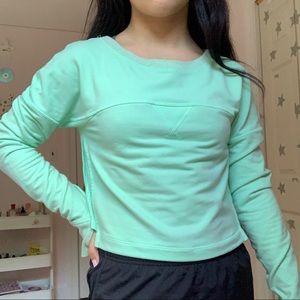 ivivva by lululemon crop longsleeve